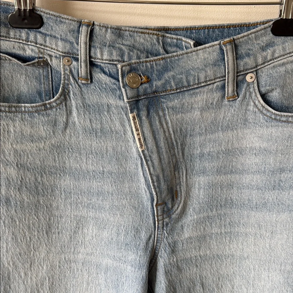 Madewell x Molly Dickson 30 crossover zipper - Picture 2 of 6